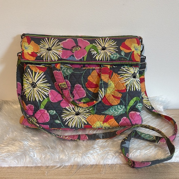 Vera Bradley Jazzy Blooms Print Messenger Bag Purse 🌼 - Picture 1 of 10